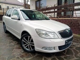 ŠKODA OCTAVIA COMBI II 2.0 TDI XENON MODEL 2013