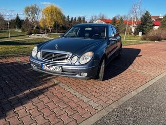 Mercedes Benz W211 E320 165kw 4-matic - 1