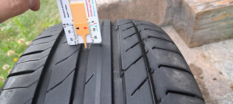 1x Continental 235/45R20 - zanovna