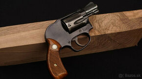 Predam revolver Smith&Wesson "agent" 38special na predaj