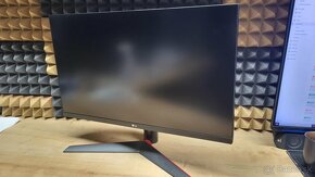 Herný monitor 27" LG UltraGear 27GL83A-B