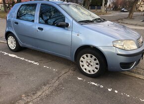 Fiat punto 2009 1 Majitel