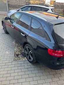 Predám V CELKU A4 B8 FACELIFT 2.0TDI AT