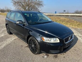 VOLVO V50 2.0D 100kw r.11/2009,klima,esp,bez koroze