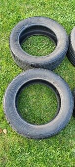 Pneu 215/55 R16 97 - 1