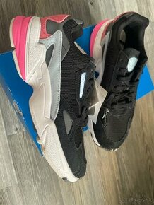 Adidas Falcon vel 38 nove