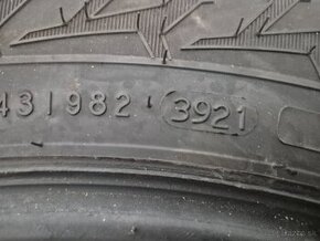 Nokian 225/65 R16C snowproof 4x