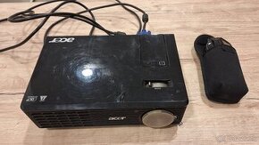 Projektor Acer X100P