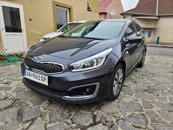 Kia Ceed SW 1.6 CRDi 136k Gold A/T