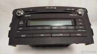 Autoradio do TOYOTA Auris r. 2008 original