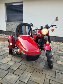 Jawa 350 634 s postranným vozíkom