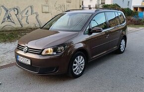 VW.Touran 2.0tdi m6, 7 miestne - 1