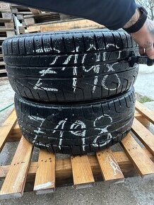 Z198 2ks zimné 235/40R19