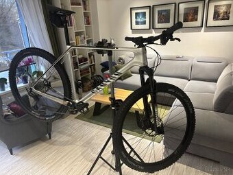 Canyon Exceed cf5 v. XL