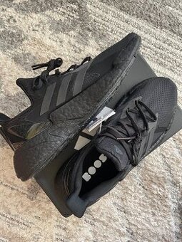 ADIDAS X9000L4 triple black