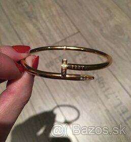 NOVY NARAMOK CARTIER