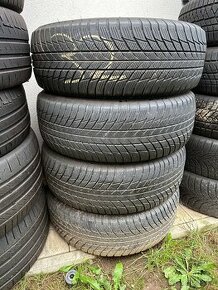 225/60 R18 Bridgestone