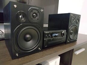 Predám čierny stereo audio systém Panasonic SA-PMX 74