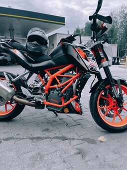 KTM duke 390