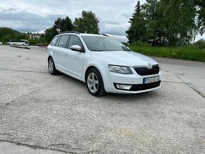 Škoda Octavia Combi 1.6 TDI 110k Business 4x4 - 1