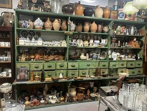 Zbierka ľudovej keramiky a porcelánu