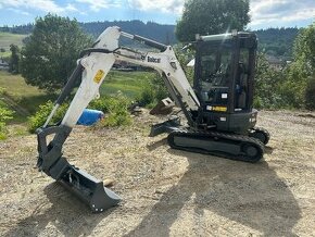 Bobcat E26