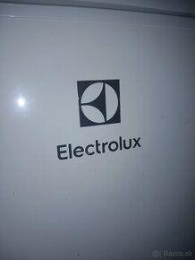 Electrolux A+ chladnička+mraznička kombi