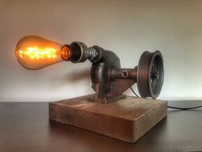 Industriálna lampa - steampunk /čerpadlo/