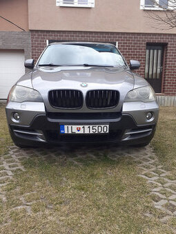 Predám BMW X5 E70 3.0d v zachovalom stave