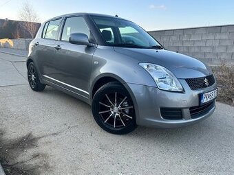 Suzuki Swift 1.3 benzín 8/2009 r.v.