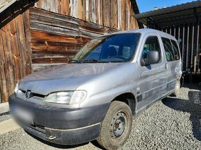 Rozpredám Peugeot Partner 2.0 hdi na diely - 1