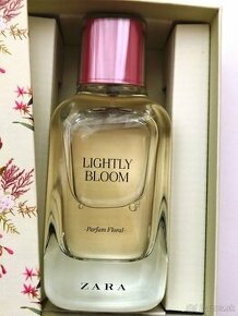 parfém Lightly Bloom od Zara