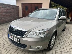 Škoda Octavia 1,4 tsi manuál - 1