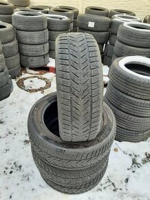 235/55r18 100H Vredestein  zimne