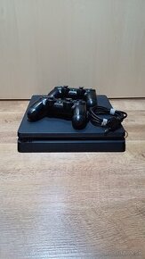 Playstation 4 slim 1TB+ 2 ovládače+veľa hier