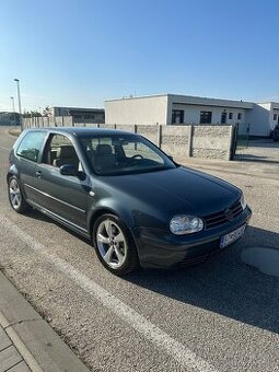 Golf 4 2.3V5/VR5 Predam/Vymenim - 1