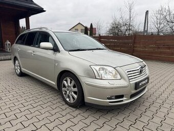 oyota Avensis Combi 2.2 D-CAT Premium Active - 1