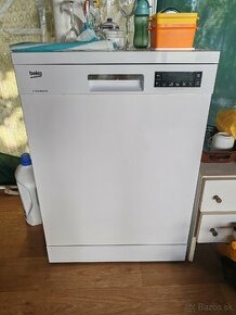 Umývačka riadu beko dfn28430w