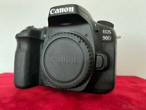 Canon EOS 90D