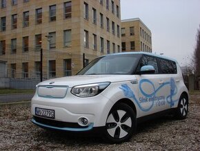 KIA SOUL EV