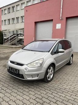 Ford S-max Titanium