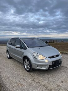 Ford S-max Titanium