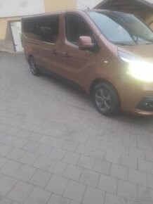 Ponukam na predaj renault trafic long 9miest 2020