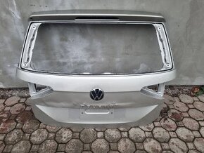 VW Touran 5TA kufrove dvere