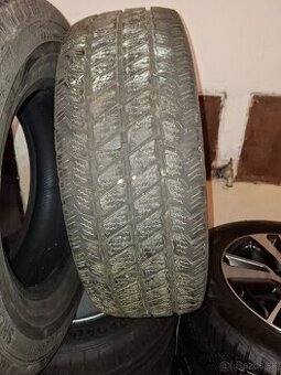 235/65 r16 C