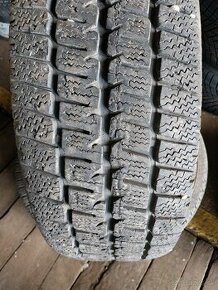 Pneu  225/70R15 C