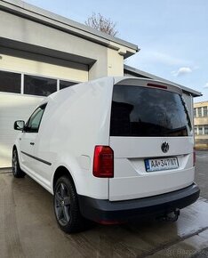 VOLKSWAGEN CADDY 2.0TDI 2018 110KW TAŽNÉ ZARIADENIE