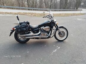 Honda shadow spirit 750