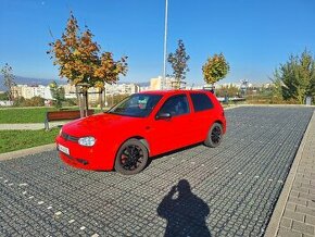 VW Golf IV 1.9 TDi 66 Kw - 1