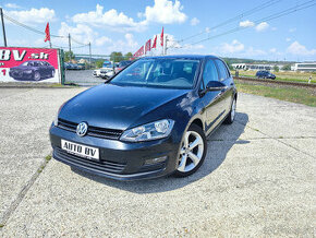 Volkswagen Golf - 1